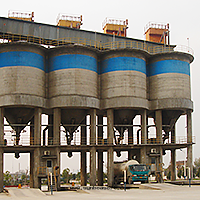 固體(tǐ)槽車灌裝(zhuāng)